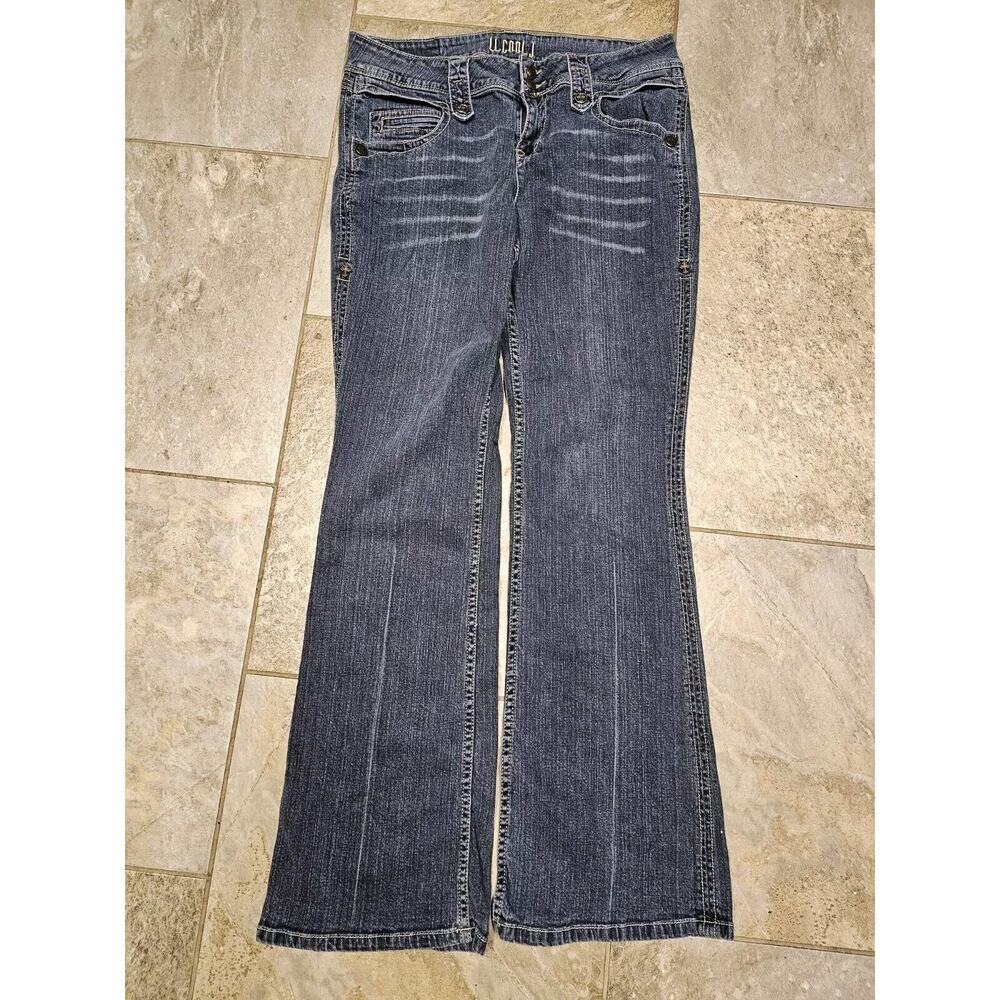 Y2K Vintage Low Rise Wide Leg Bootcut Blue Jeans Size 11 LL Cool J Jeans J302